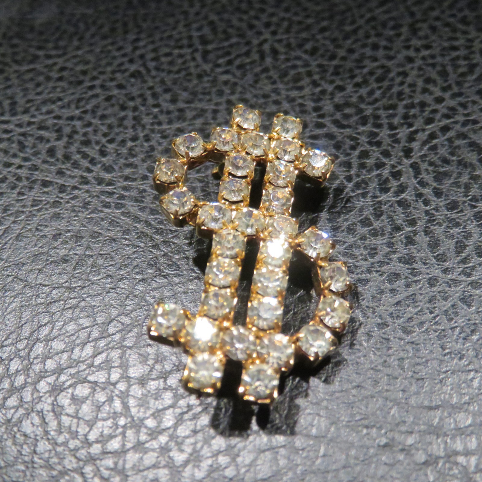 Money/dollar sign Vegas rhinestone pin Swarovski crystals vintage gold USA