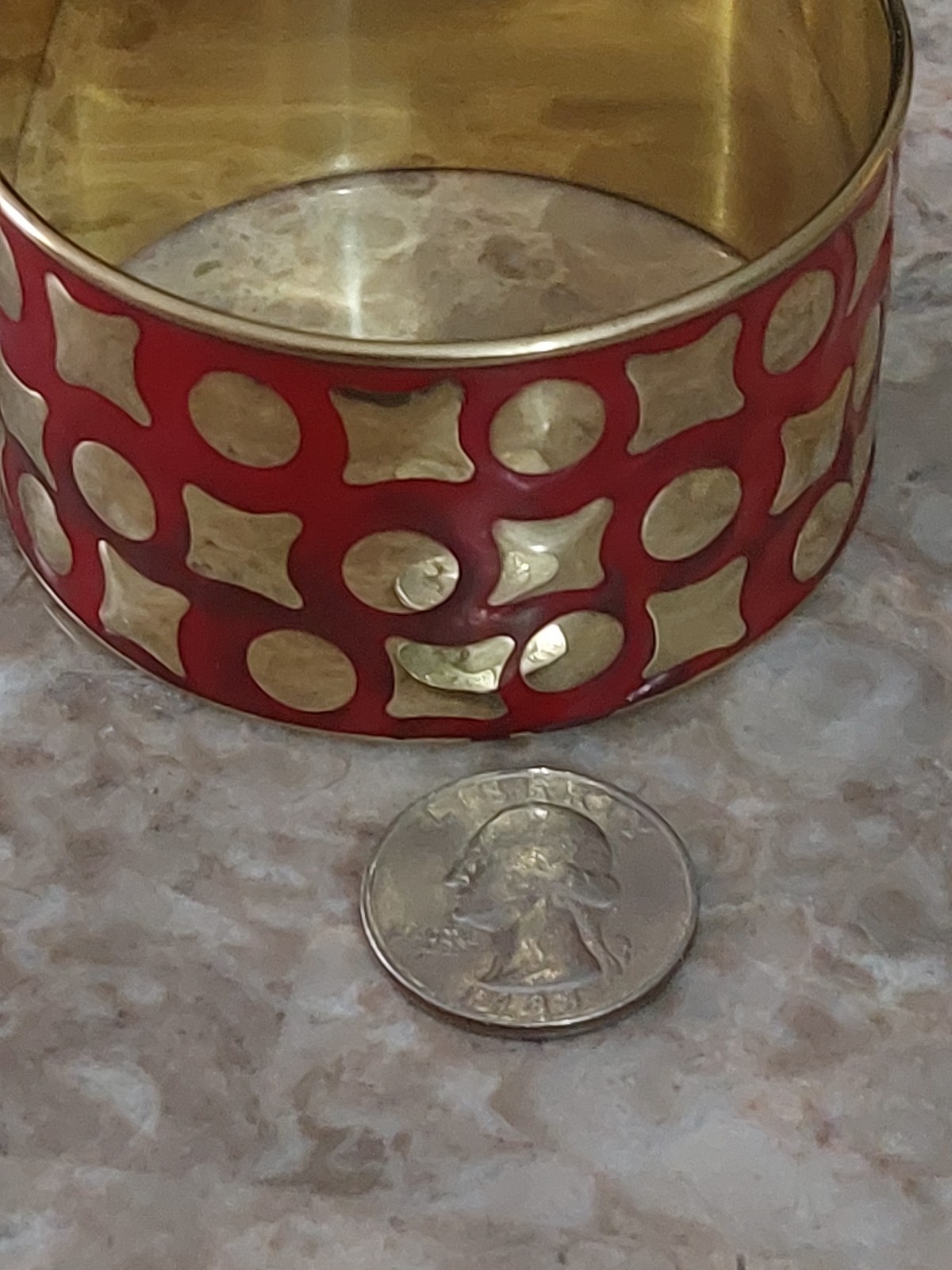 Wide Red Bangle Goldtone Raised Accents Sz 8 New Vacation Criuse Birthday Summer