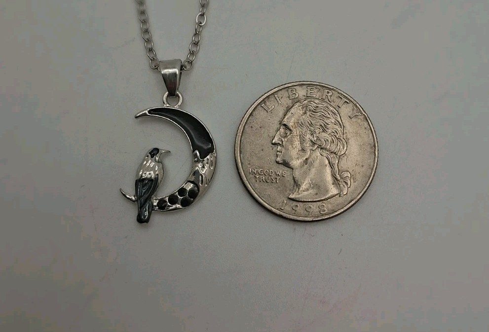 Simple Crow Necklace Black Crow Crescent Moon Rhinestone Enamel Pendant Necklace