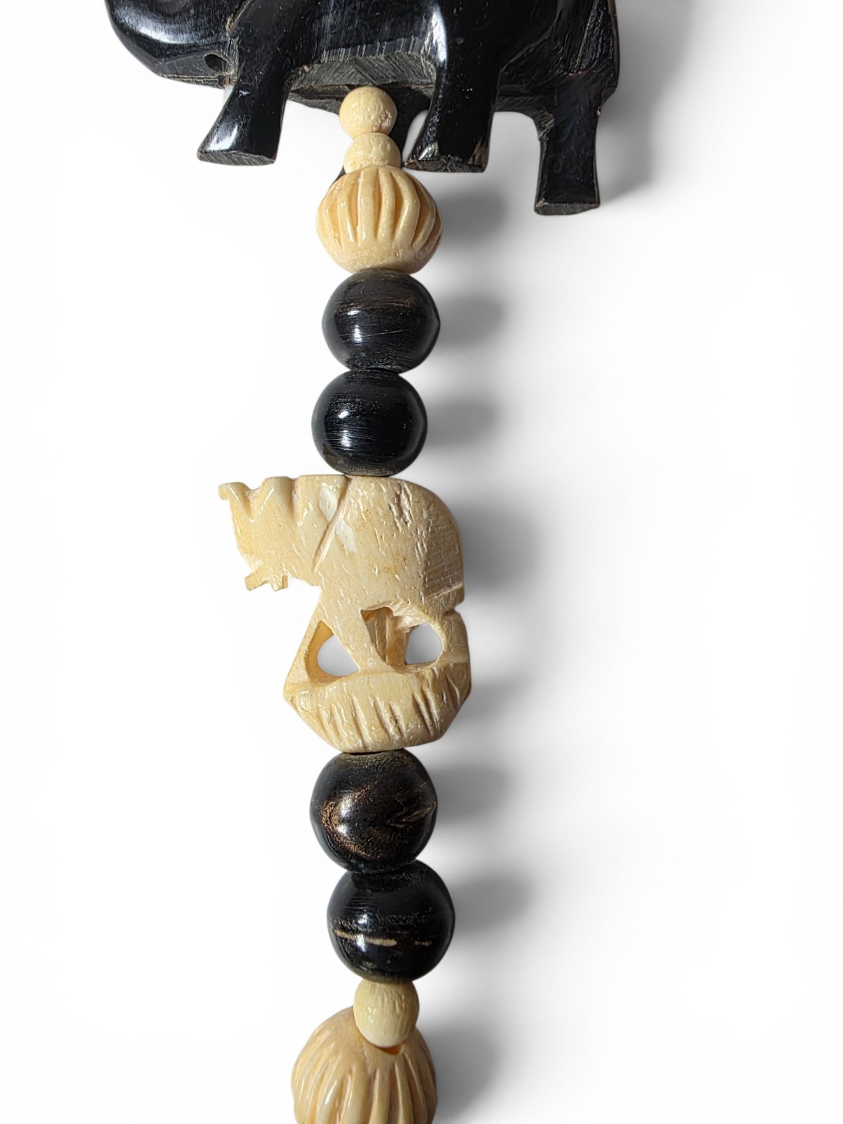 Vintage Chunky African Safari Carved Wood Elephant Necklace Deadstock