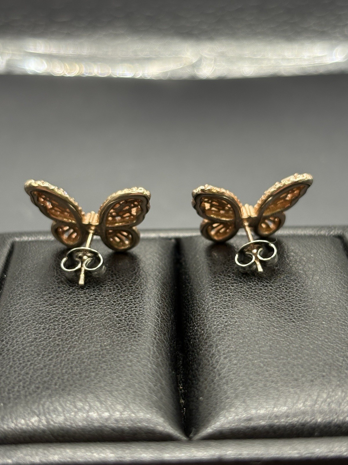 EUC Rose Sterling Silver Cubic Zirconia Butterfly Earrings 4 Grams C17
