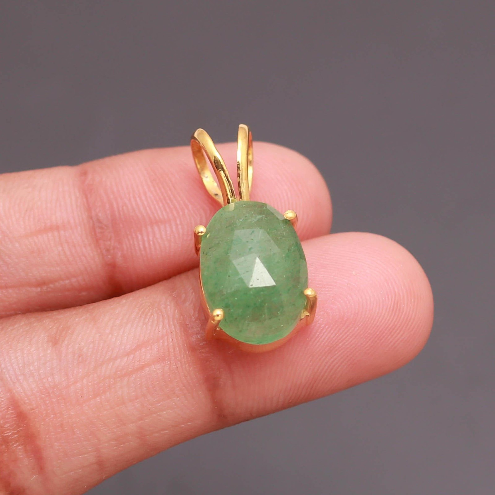 Natural Green Strawberry Oval Chain Pendant Gold Fill 925Sterling Silver Jewelry