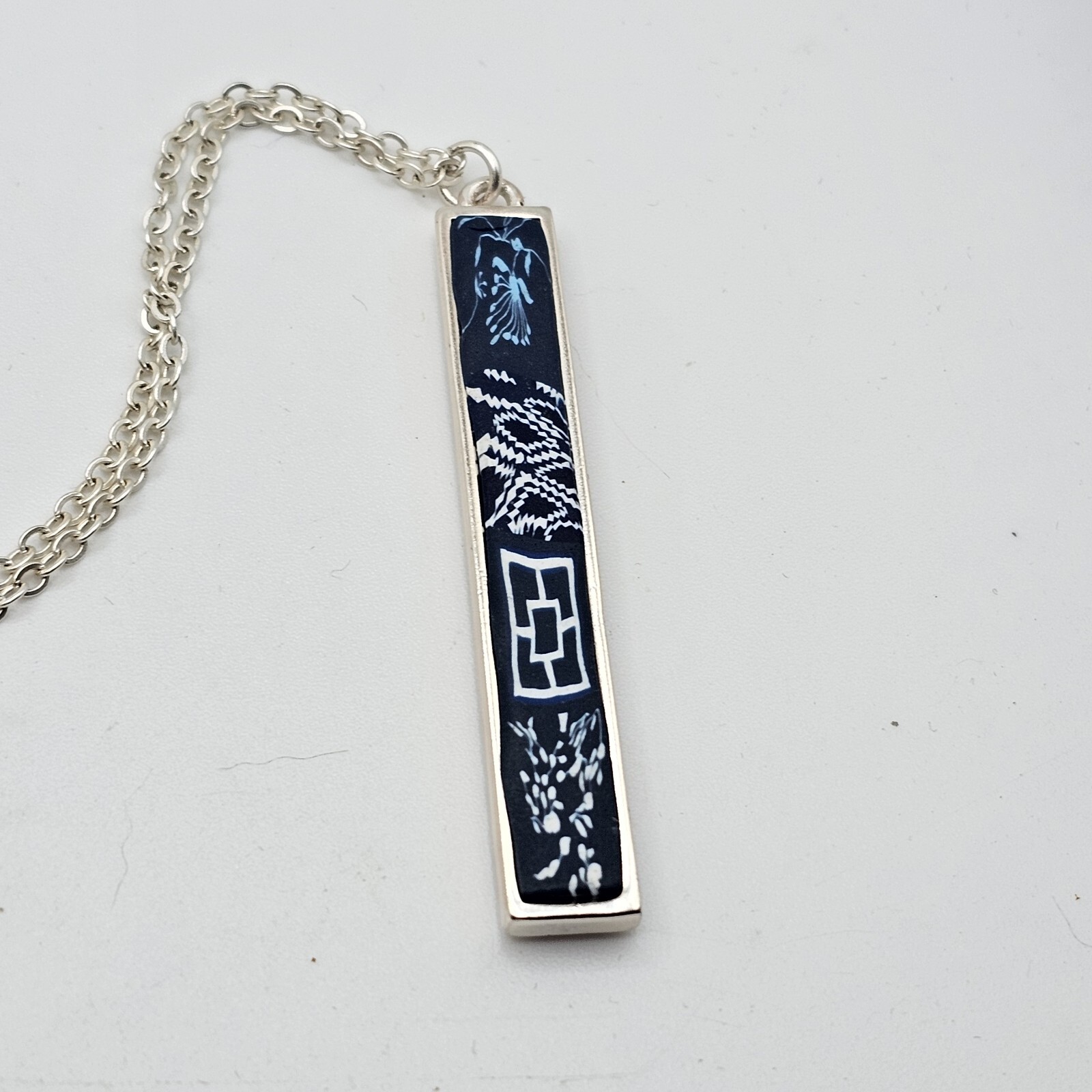 Jilzarah Reversable Necklace Dutch Blue New With Tags Pendant 2 In 1 Silver Tone
