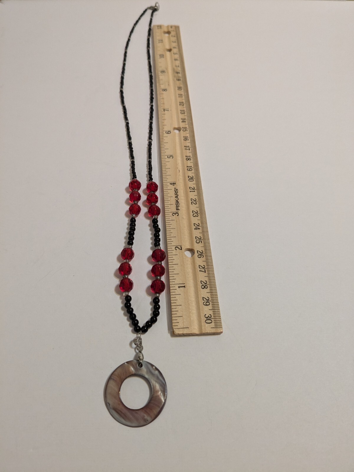 Multicolor Acrylic Beaded Wire Necklace With Shell Ring Pendant. 28″. BOHO