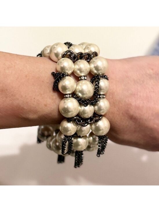 Chico’s Gunmetal Chain Pearl Statement Bracelet NWOT