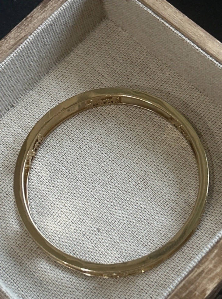Coach Horse And Carriage Cut-Out Bangle Bracelet Gold Tone