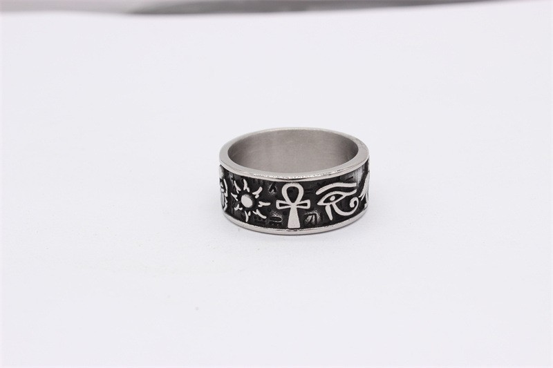 Model R1519 European & American Anubis Cross Ring