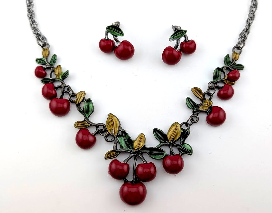 RED CHERRIES NECKLACE & EARRINGS SET retro fruits bib cherry summer berries Y6