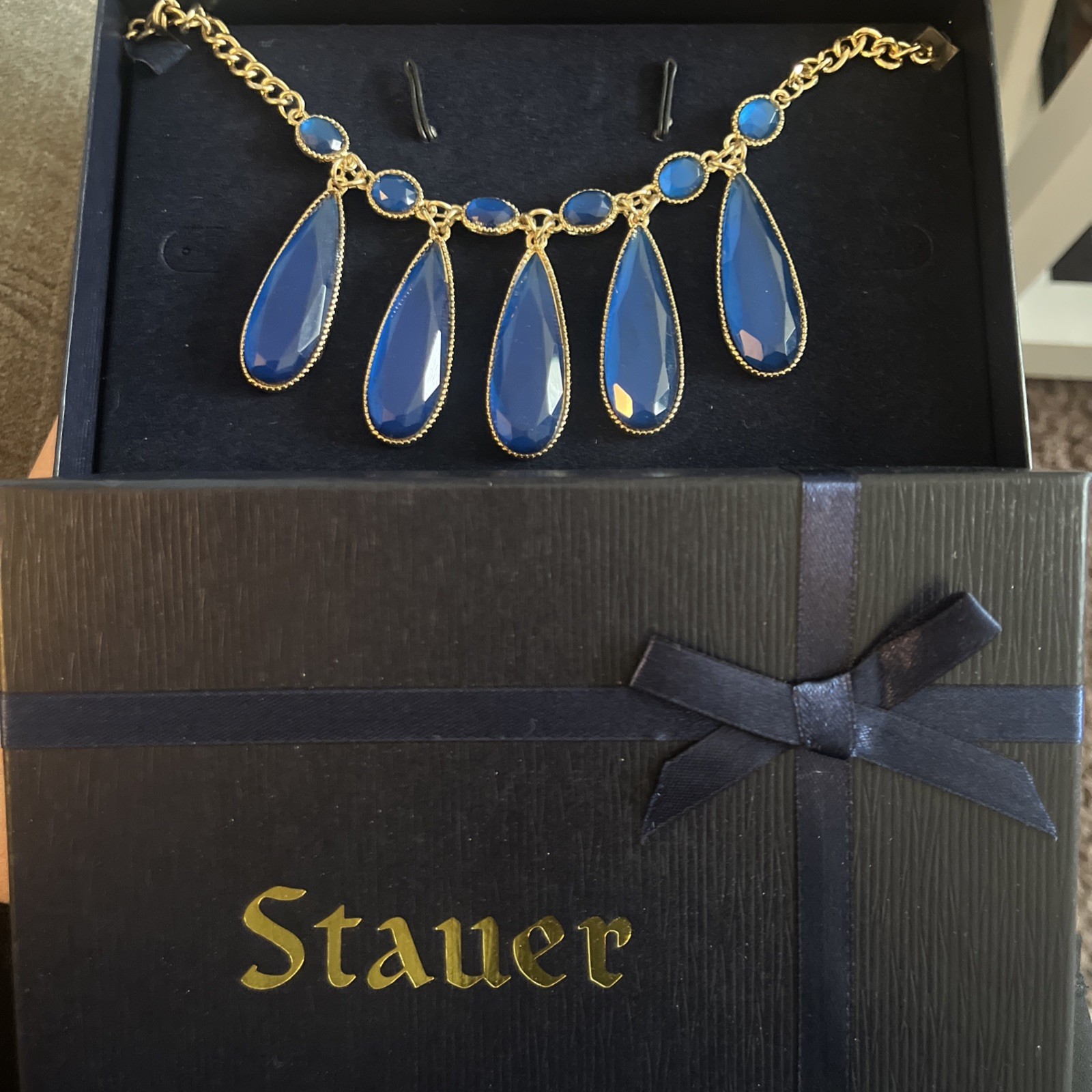 Stauer Jewelry: Blue Melody Crystal and Gold Necklace