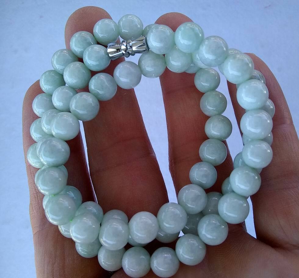 Jade necklace for lady,5mm round beads with a case, approx. 78 pcs beads