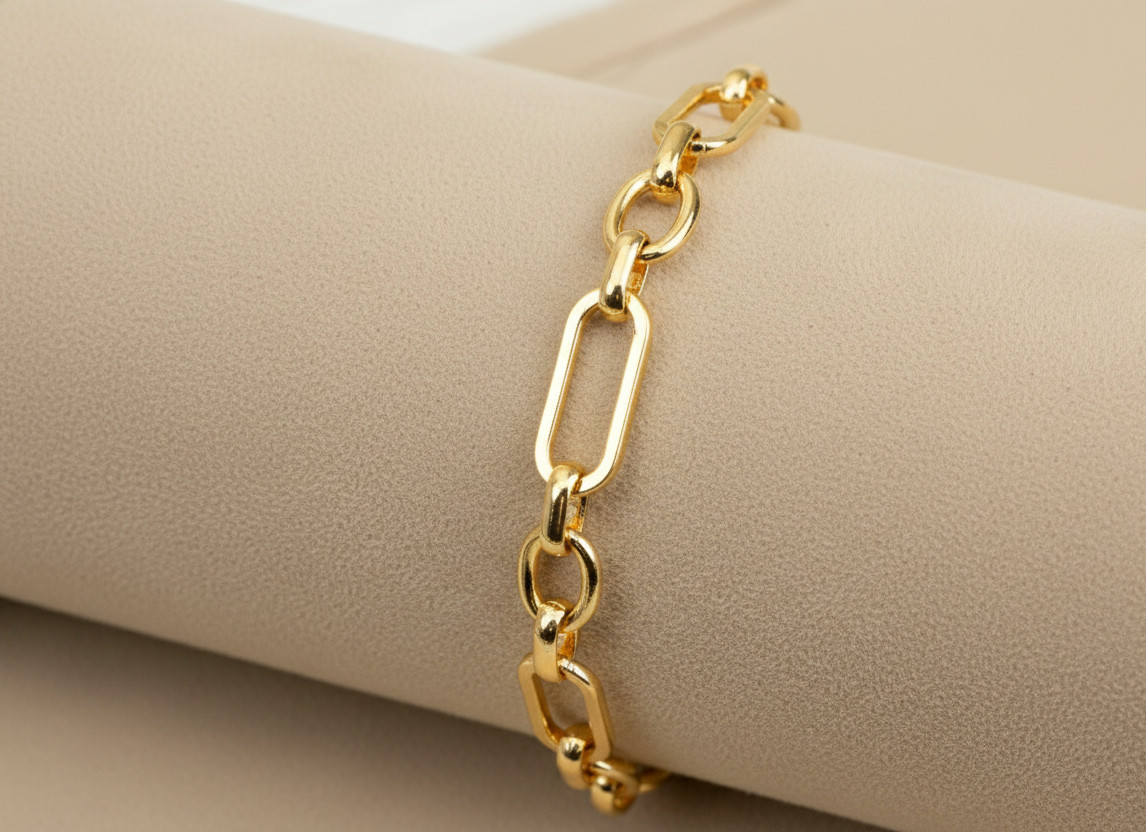 Chic Gold Tone Paperclip Chain Bracelet | 18K Gold Plated Brass Link Design