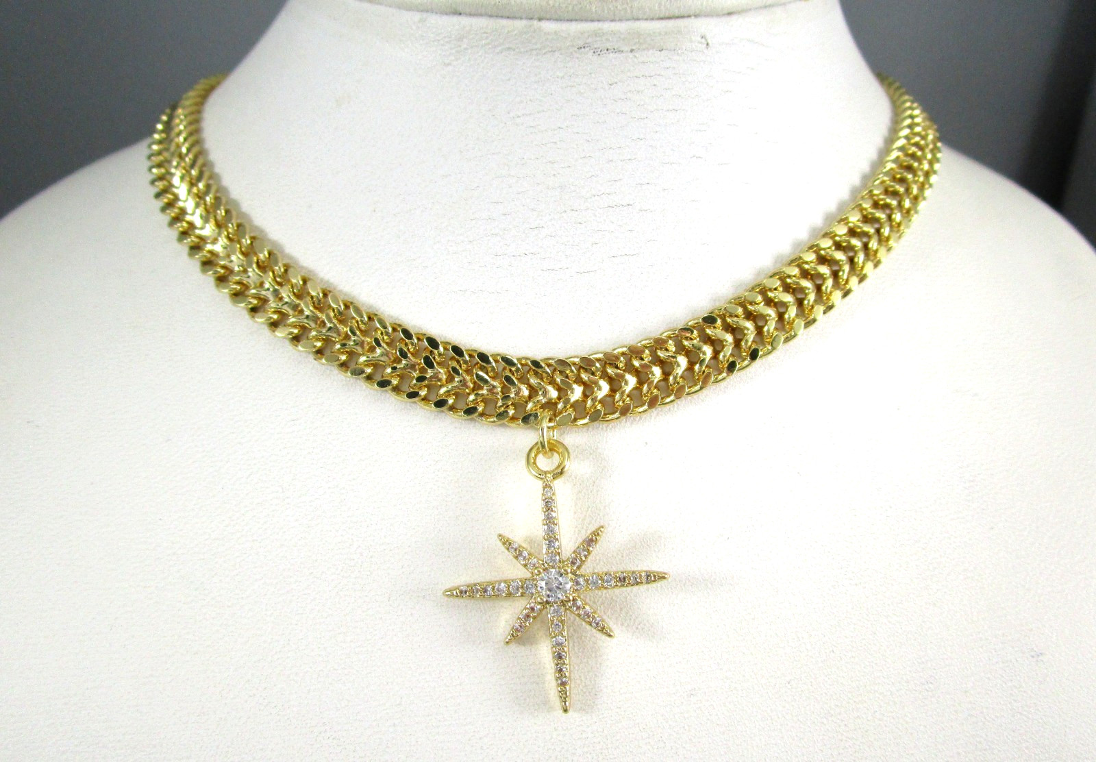 Gold tone Wide Cuban Link Adjust Length Choker North Star Pendant Necklace 951