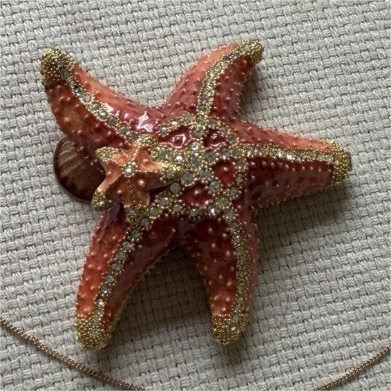 Starfish Enamel Pendant Charm Necklace, Gold Tone Chain, Crystal Accents