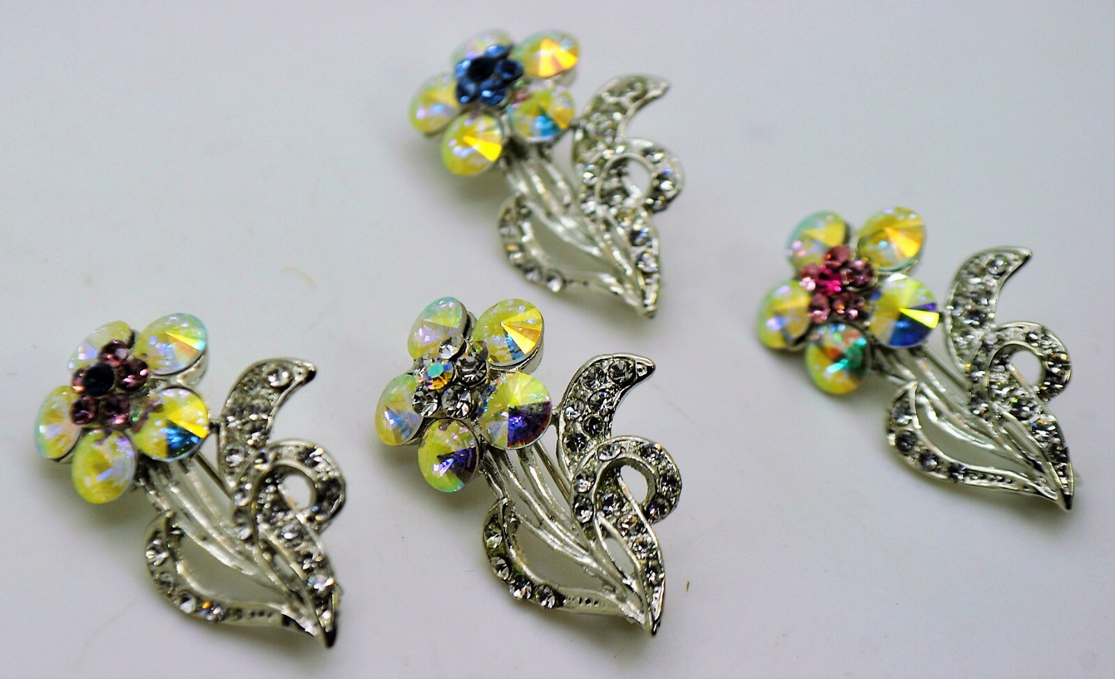 cute flower simply bouquet style mix color Crystal fashion Brooch Pin lot 278