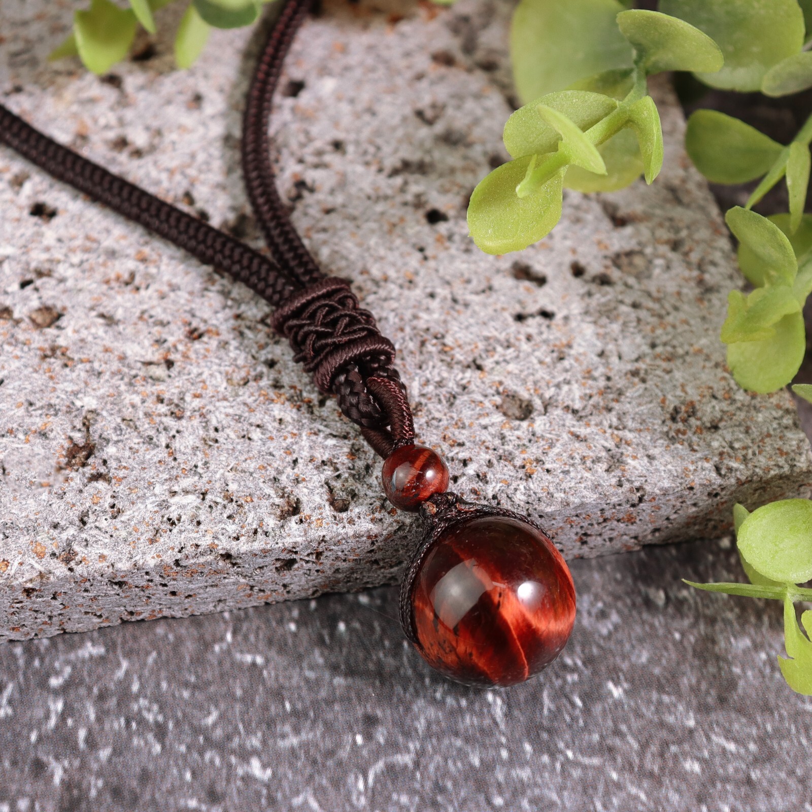 Natural Red Tiger’s Eye Stone 16mm Bead Pendant Necklace Healing Crystal Amulet