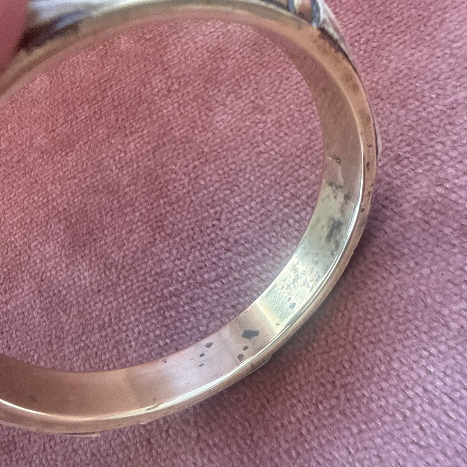 VINTAGE ! REAL BONE & Solid BRASS BANGLE BRACELET GOLD Tone