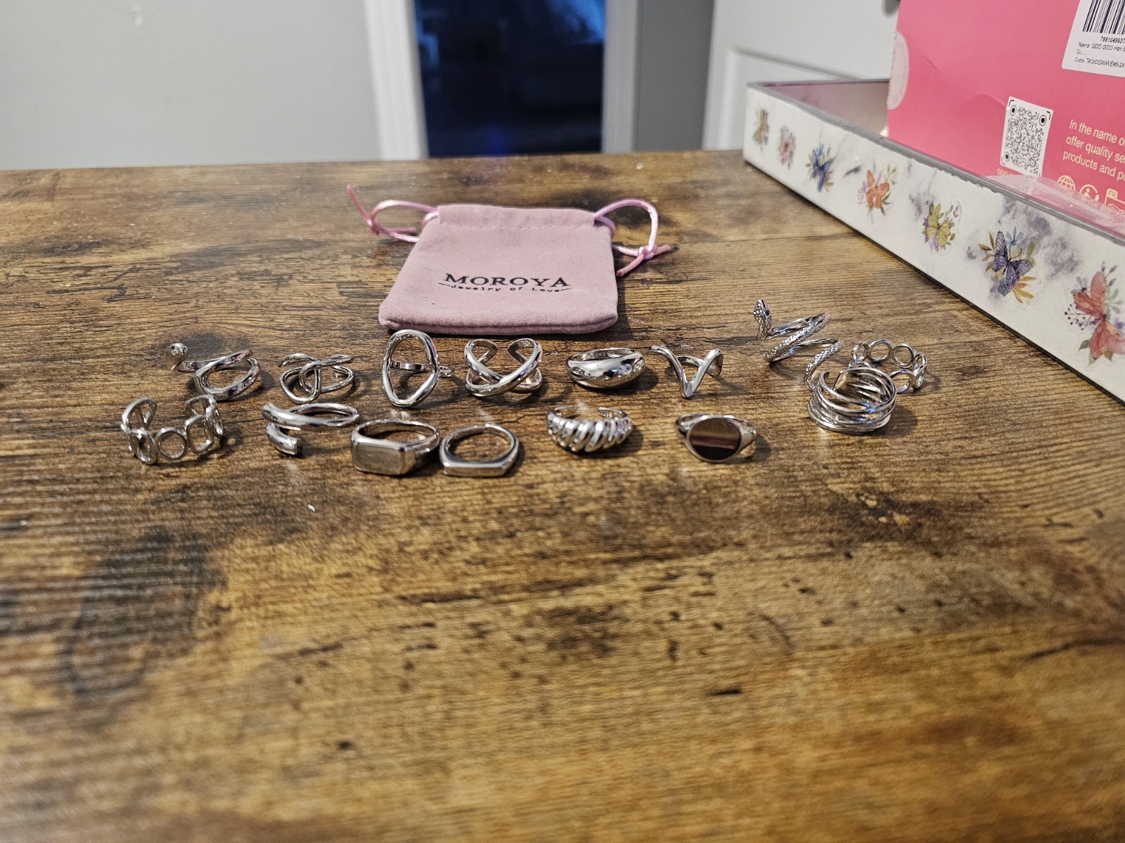 Moroya Silver Tone Adjustable Stackable Fashion 17 Piece Ring Set