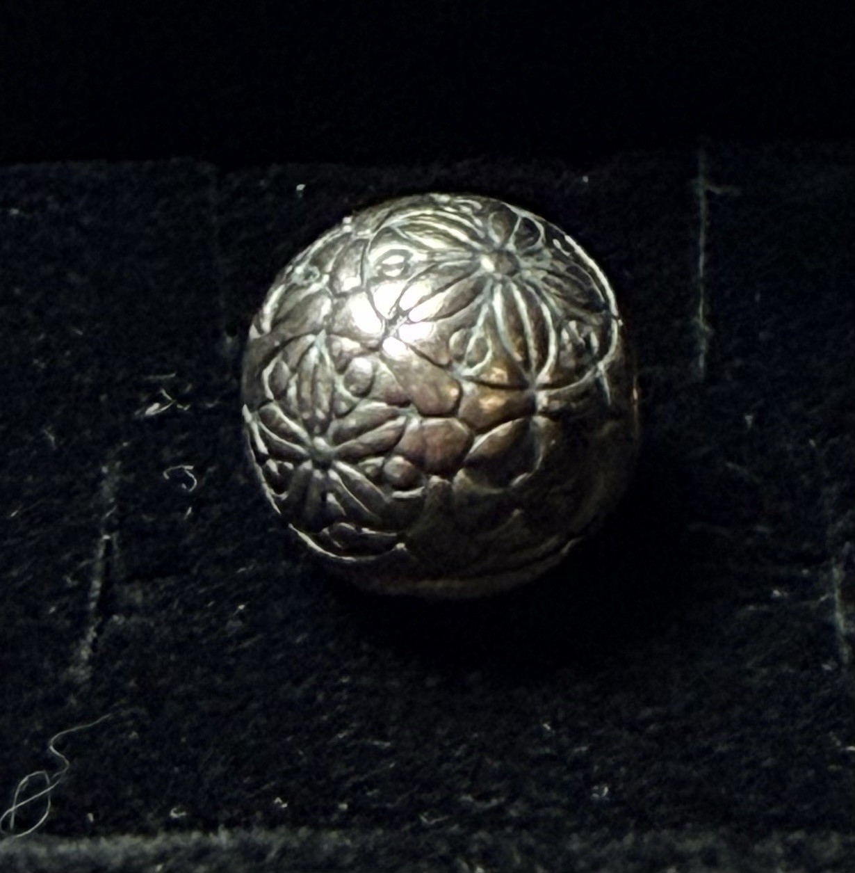 Authentic PANDORA Sterling Silver Da Vinci Clip Charm #791010. **Retired**
