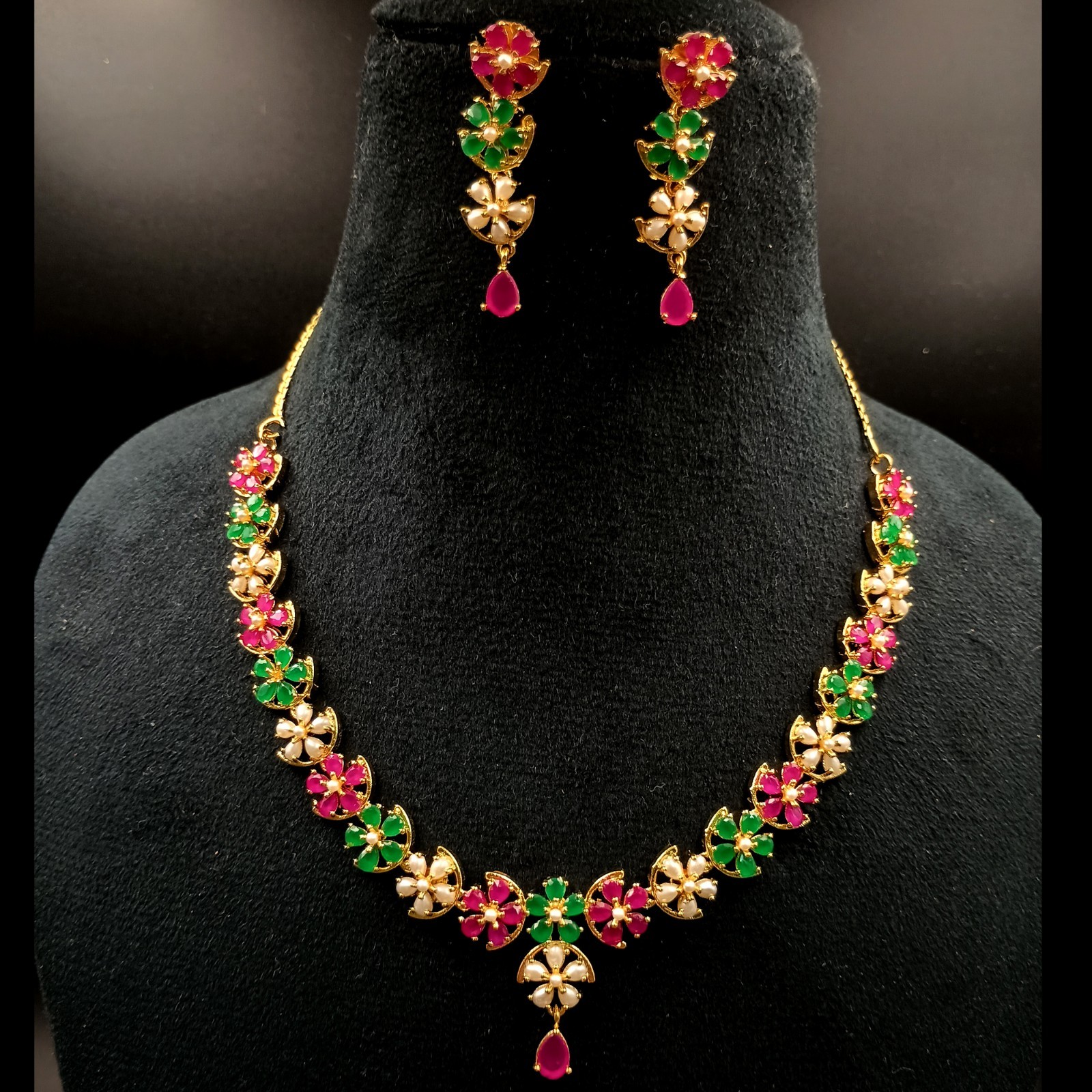 Vintage Flower Ruby Emerald Pearl Jewelry Set 22K Gold Plated Necklace Wedding G