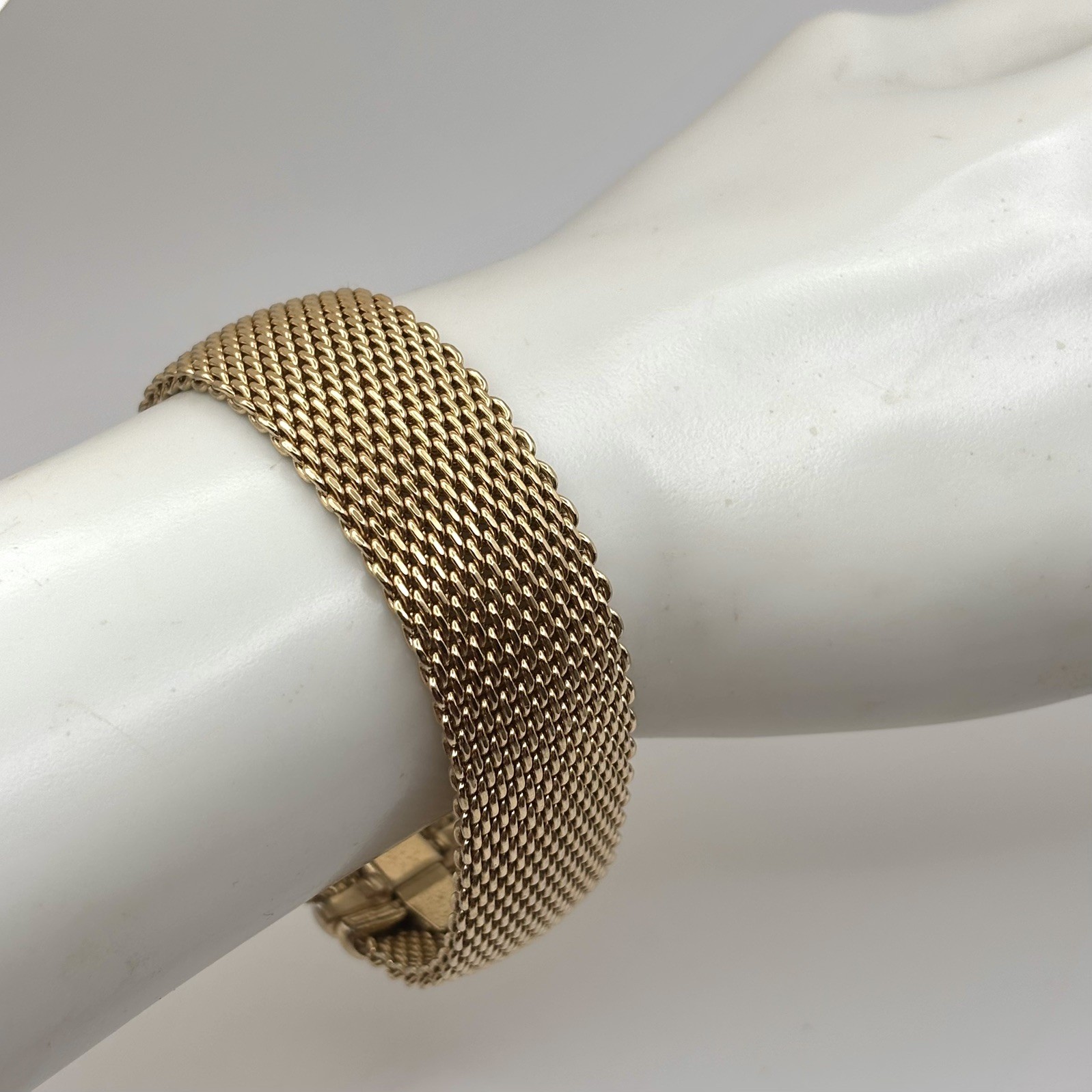 Woven Mesh Bracelet 14K Gold Electroplate ESPO Signed 7.5″ long; 0.75” wide 44g