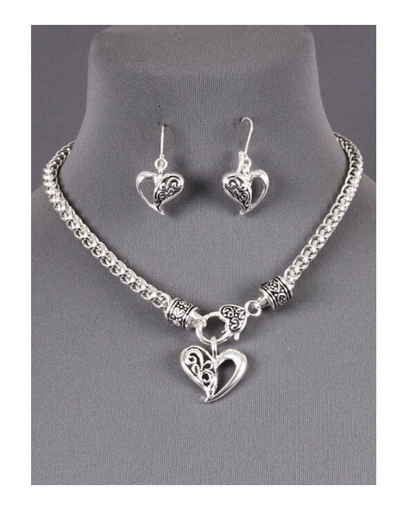 BRIGHTON BEACH Filigree Metal Necklace & Earring Set
