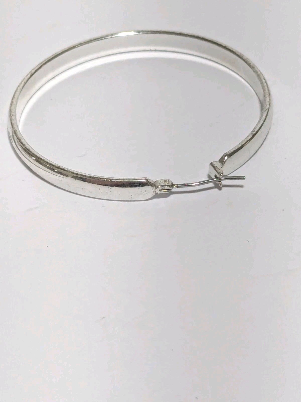 Silver Tone Medium Hoop Push Lock Earrings. Classic. 2″