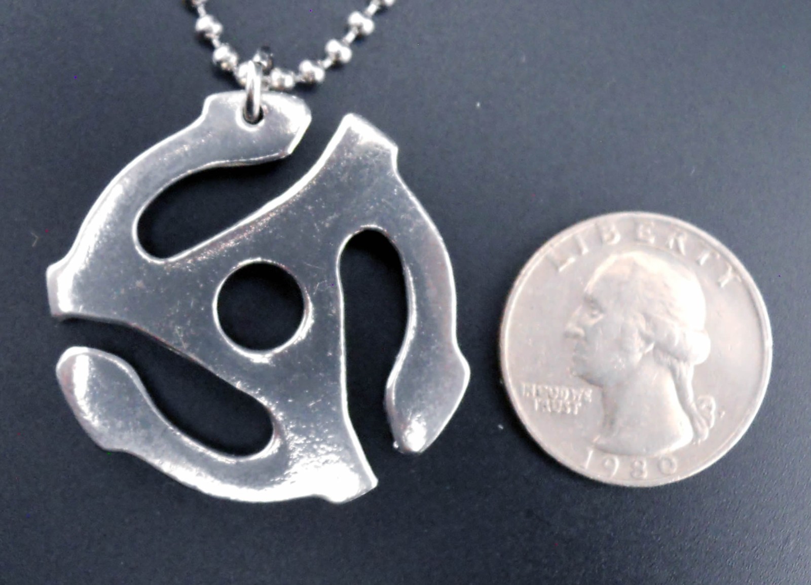 Record Spindle Adapter Necklace Stainless Chain New Pendant 45 rpm Insert
