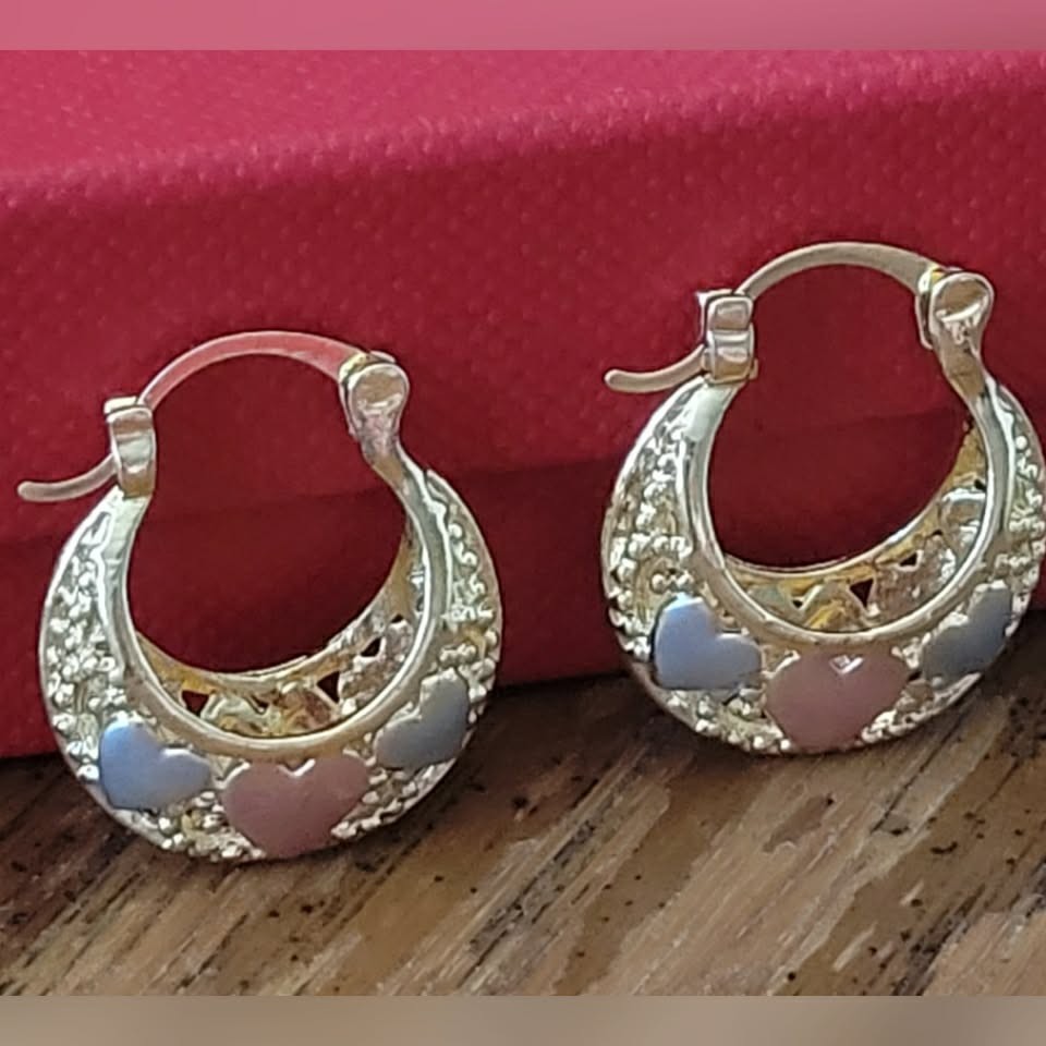 mini aretes de corazon chapados en oro 14k gold plated mujer
