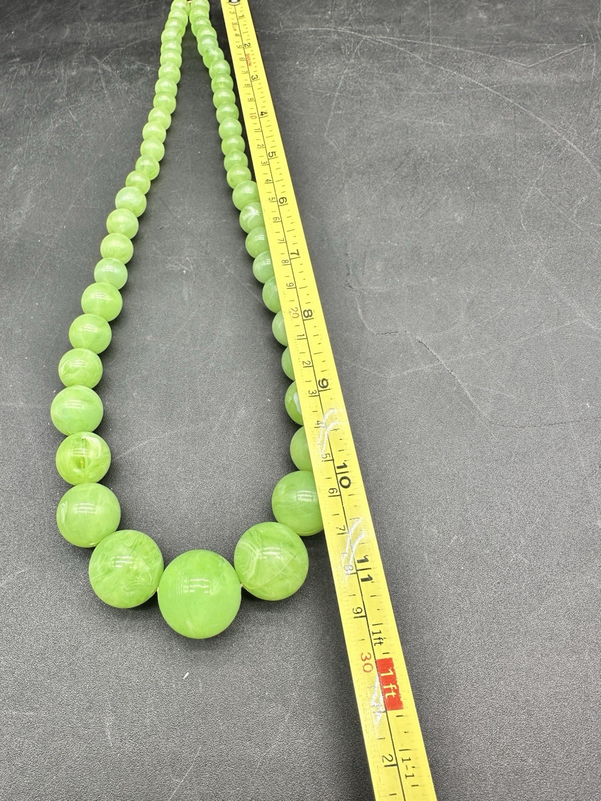 Vintage Costume Jewelry Beaded Necklace Green plastic Lime Glows 11.5in