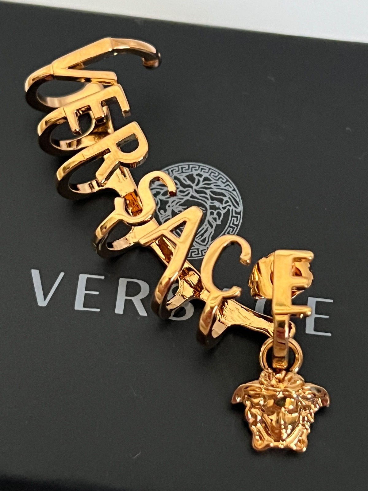 NIB Versace Letter Logo Medusa Charm Gold Climbing Single Ear Cuff Earring $750