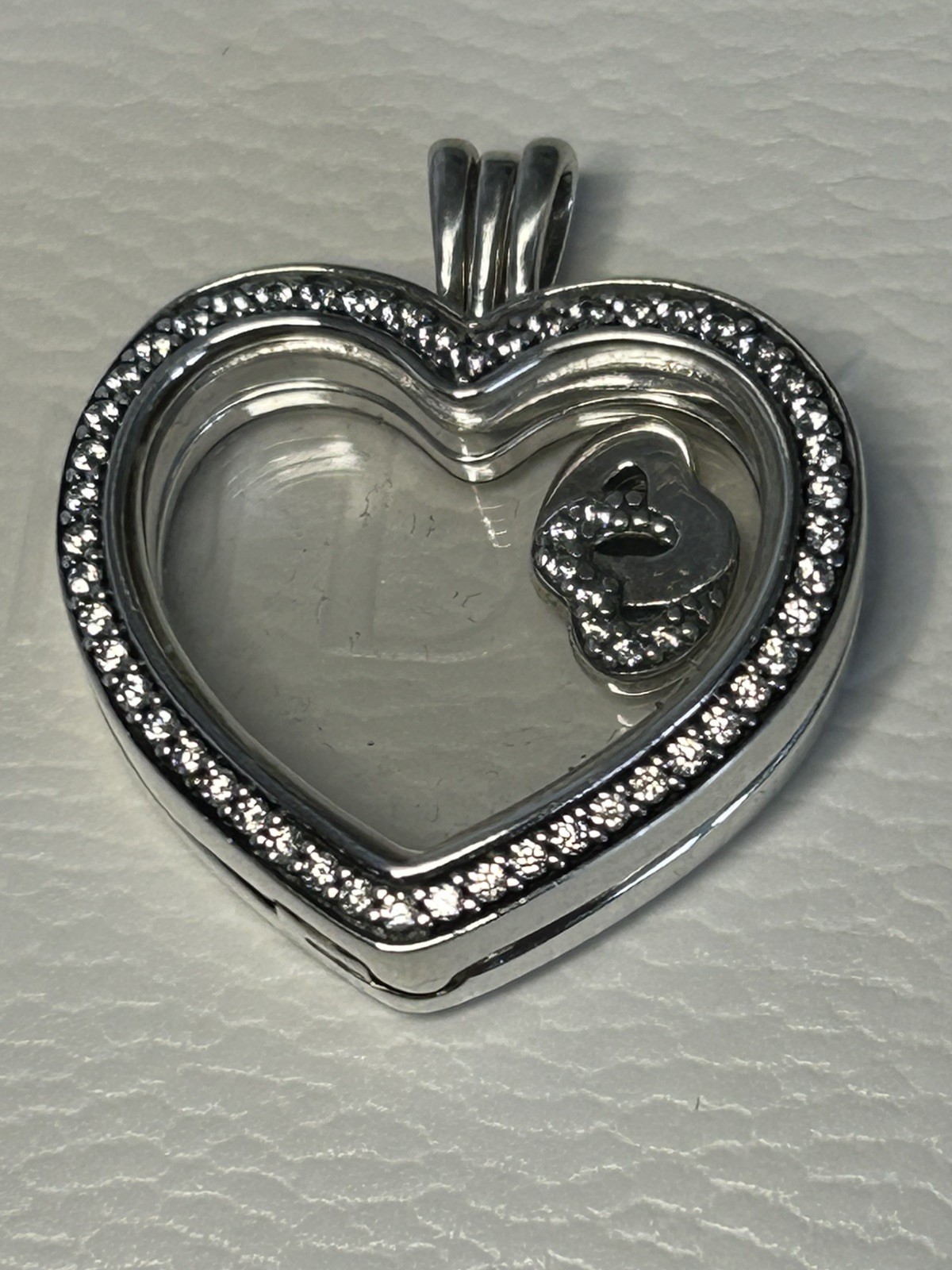 Authentic Pandora 2.5cm pavé Heart floating Locket & adjustable chain