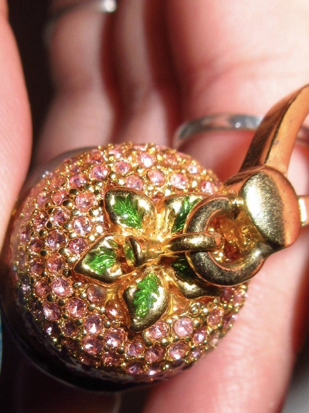 Juicy Couture Sparkling Chocolate Covered Strawberry