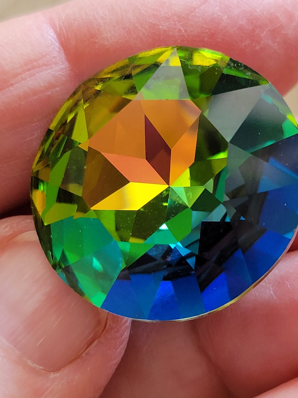 26MM Swarovski Vitrial Rainbow Fancy Cut Clip On W/Soft Pads Earrings Beautiful