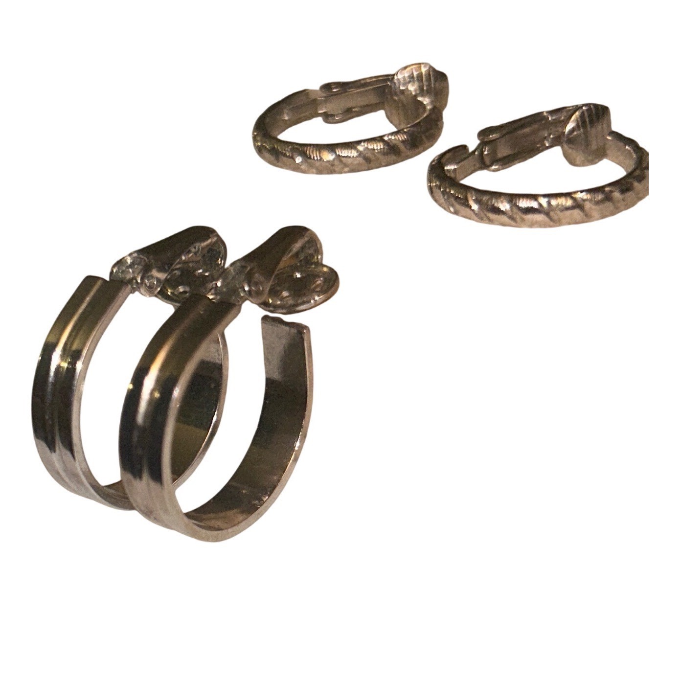 Silver Tone Clip On Hoop Earring Set 2 Pairs Twisted Rope and Polished Smooth