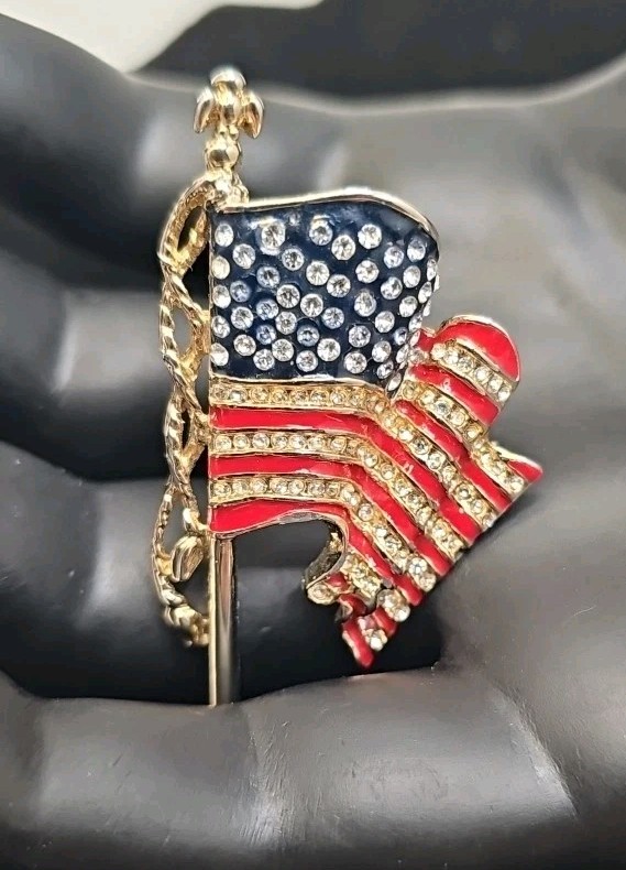 Monet 9/11 September 11 2001 United We Stand American Flag Brooch Pin