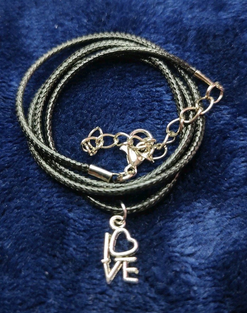 Silver LOVE HEART I Love You Charm Pendant Leather Rope Cord Necklace Jewelry
