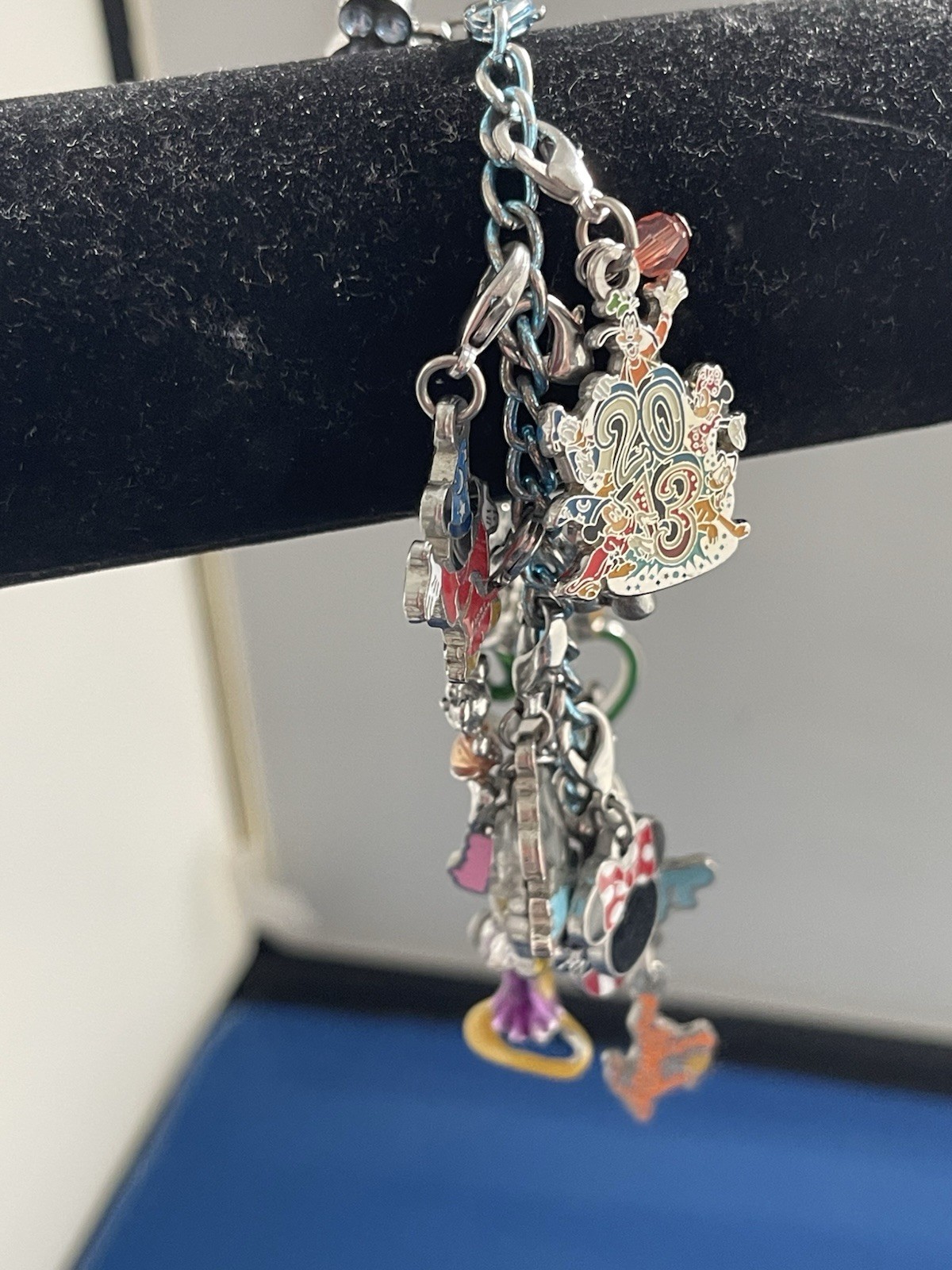 Disney World Blue Chain Charm Bracelet China Mickey Souvenir Gift Minnie