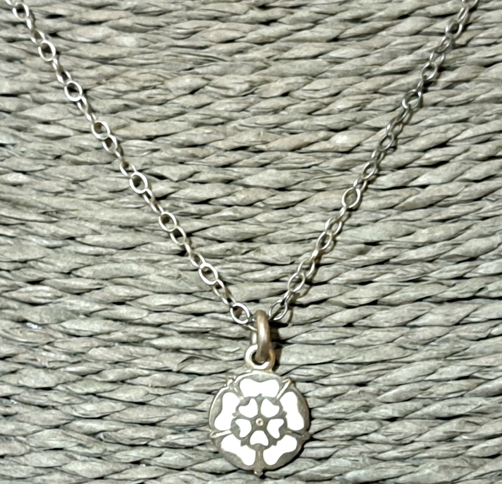 Vintage Sterling Silver 925 Necklace&earrings Set,White enamel”Rose”3.8gr,40cm