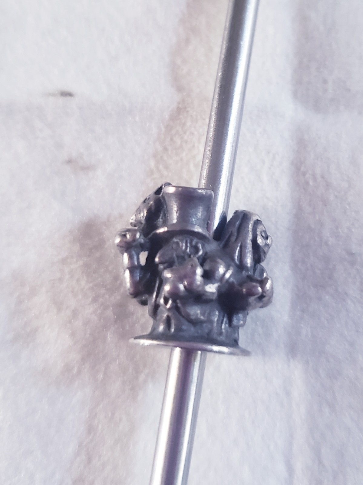 Gently Pre-own Trollbeads HTF World Tour United Kingdom Alice in Wonderland Bead