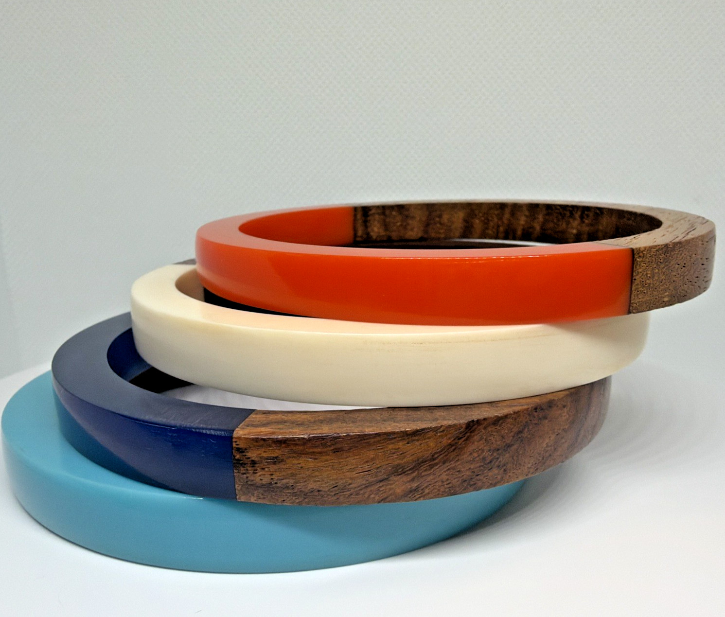 Mod Retro Wood & Resin Bangle Bracelets Stackable Mid-Century Style Set of 4
