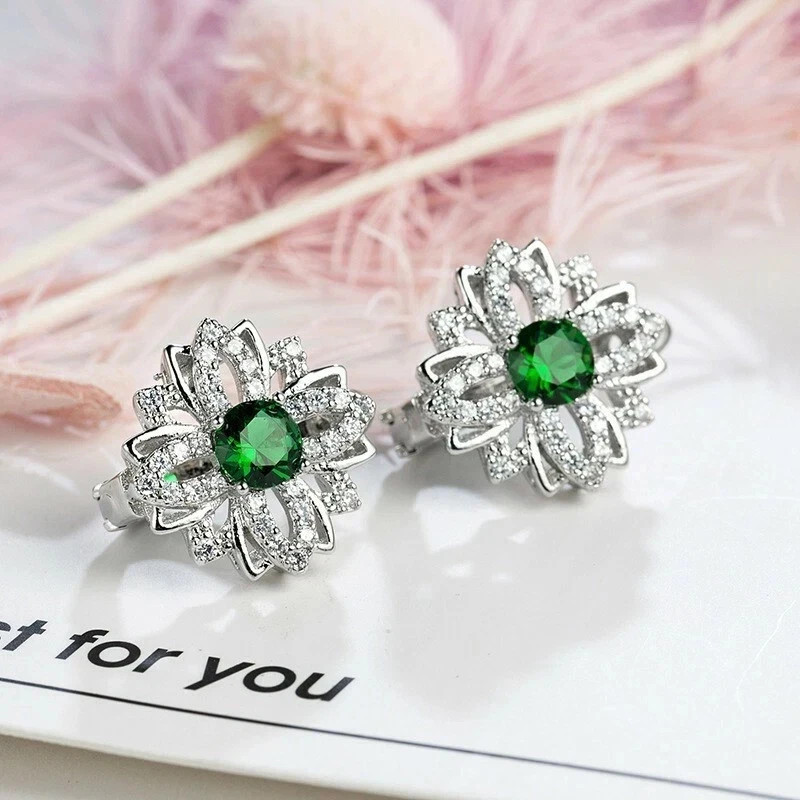 Round Cut Simulated Green Emerald Women’s Stud Earrings In 14k White Gold Plated