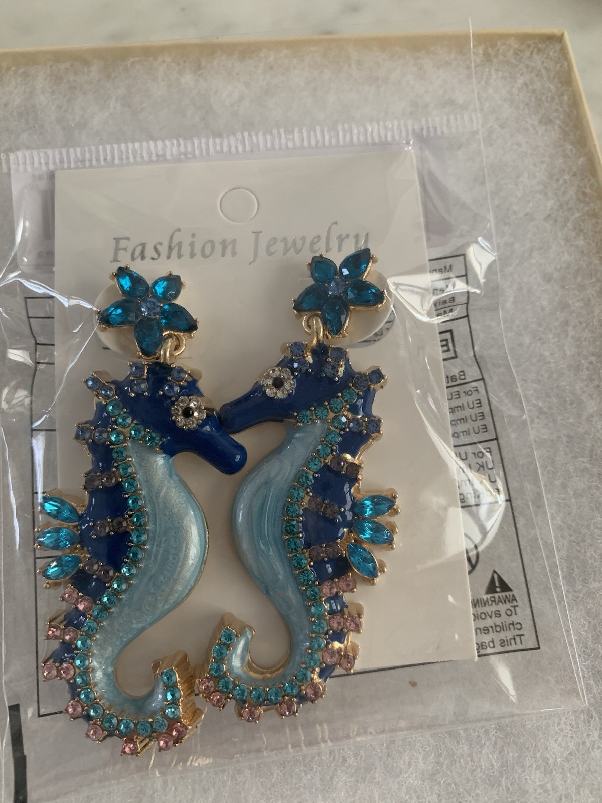 Elegant Seahorse Dangle Earrings Vintage Inspired Zinc alloy With Rhinestones