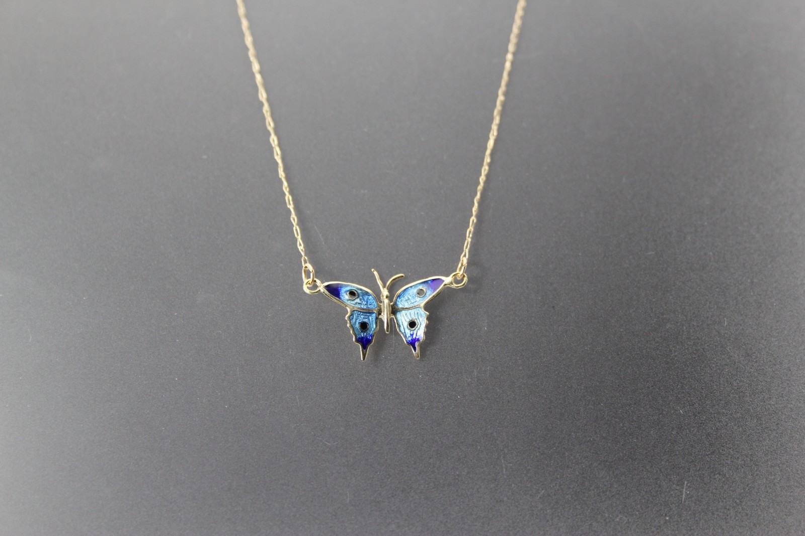 14k Yellow Gold Delicate Blue Butterfly 17″ Necklace 1.2 Grams (NEC6010)