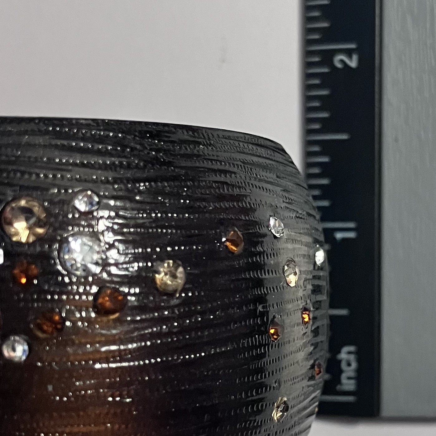 Black-Brown LUCITE BANGLE With SPARKLING CRYSTALS / Magnetic Closure / 7in Wrist