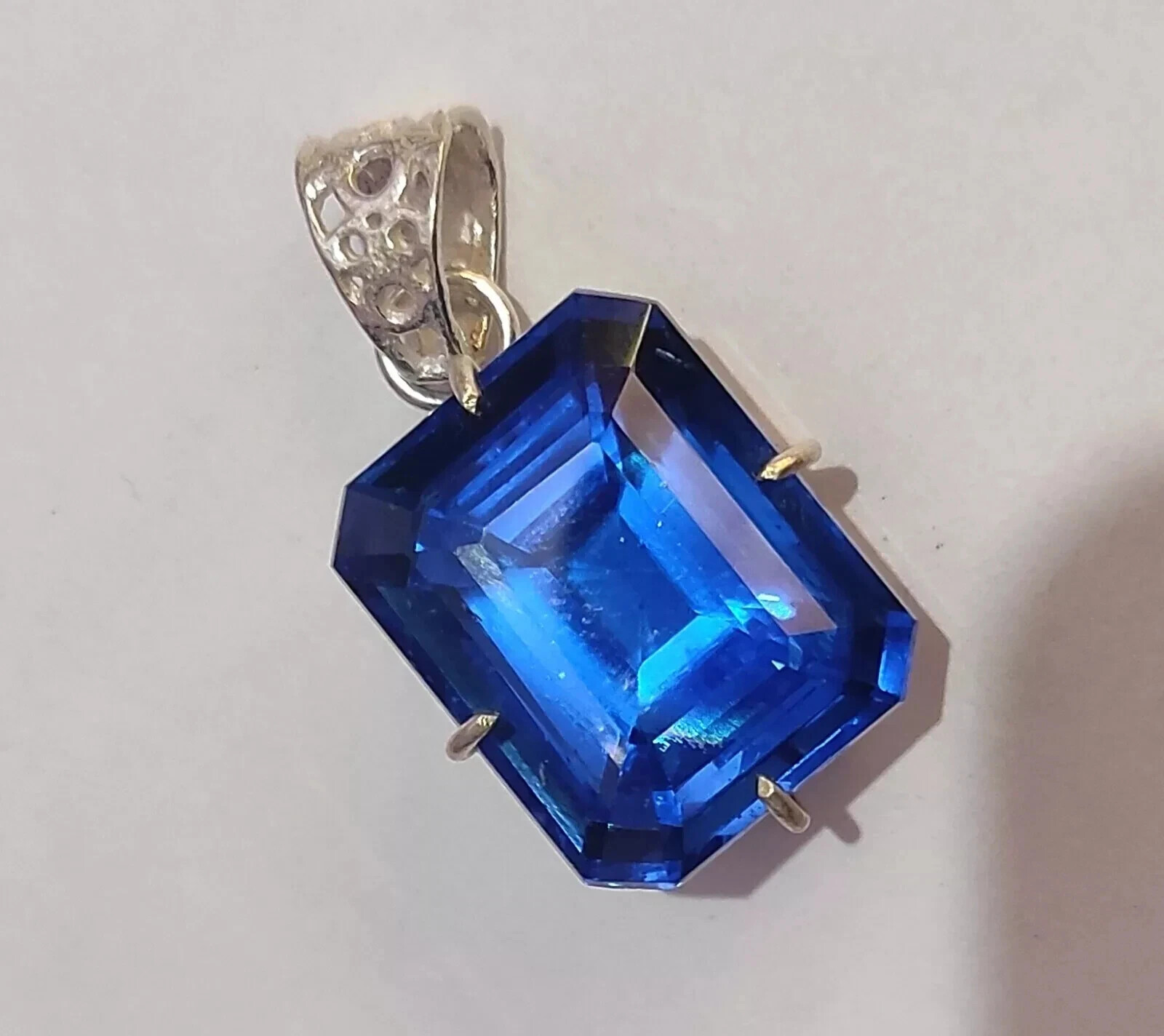 Natural 35 Ct Blue Sapphire Certified Emerald in Silver Loose Pendant Gems