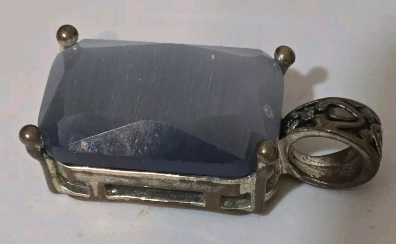 Pendant Gray Beveled Large Glass Stone Silver Tone Jewelry Metal Style Jewelry