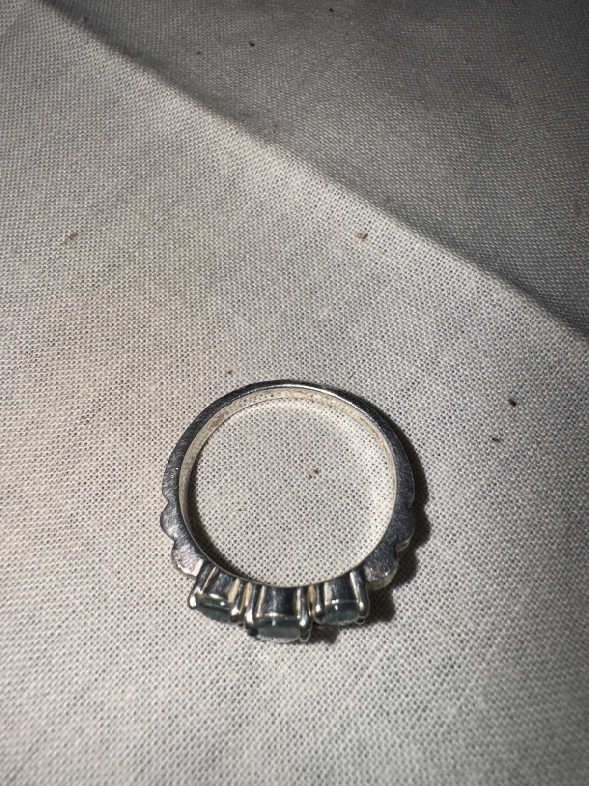 Silver ring with beautiful blue stones 1990s Size 6 3/4 G2U