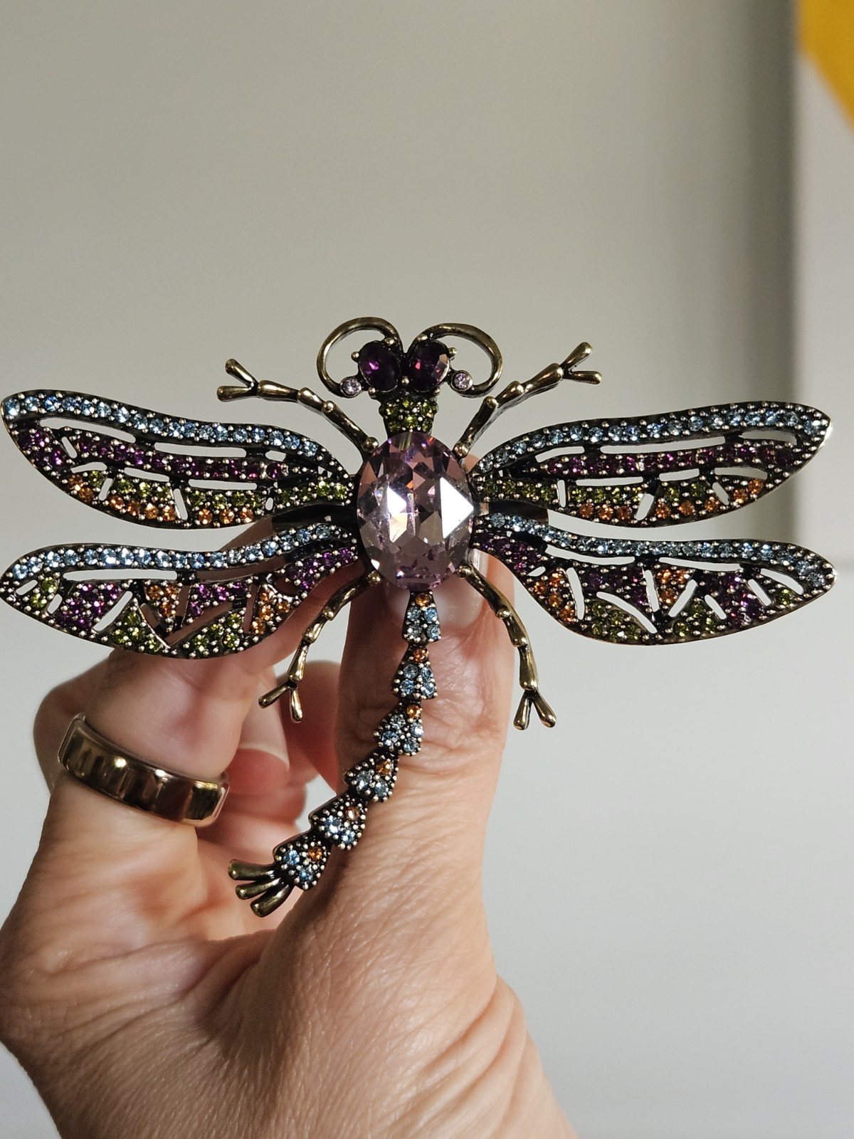 Heidi Daus Dragonfly Trembling Brilliance Crystal Brooch Pin NEW In Box Beauty