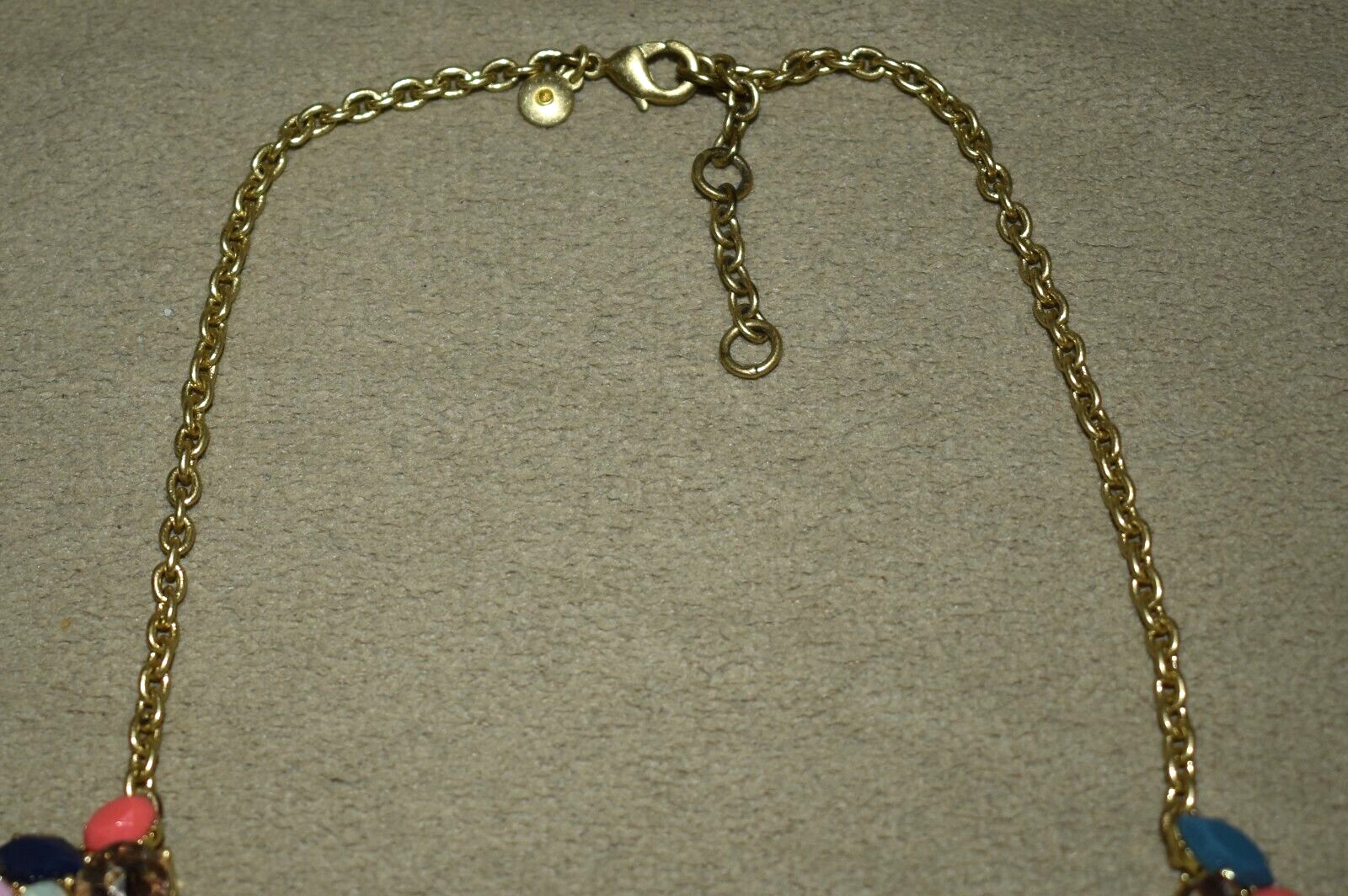 J. CREW Cluster Multi- Colors Stones Gold Tone Chain Statement Necklace 18″ B1