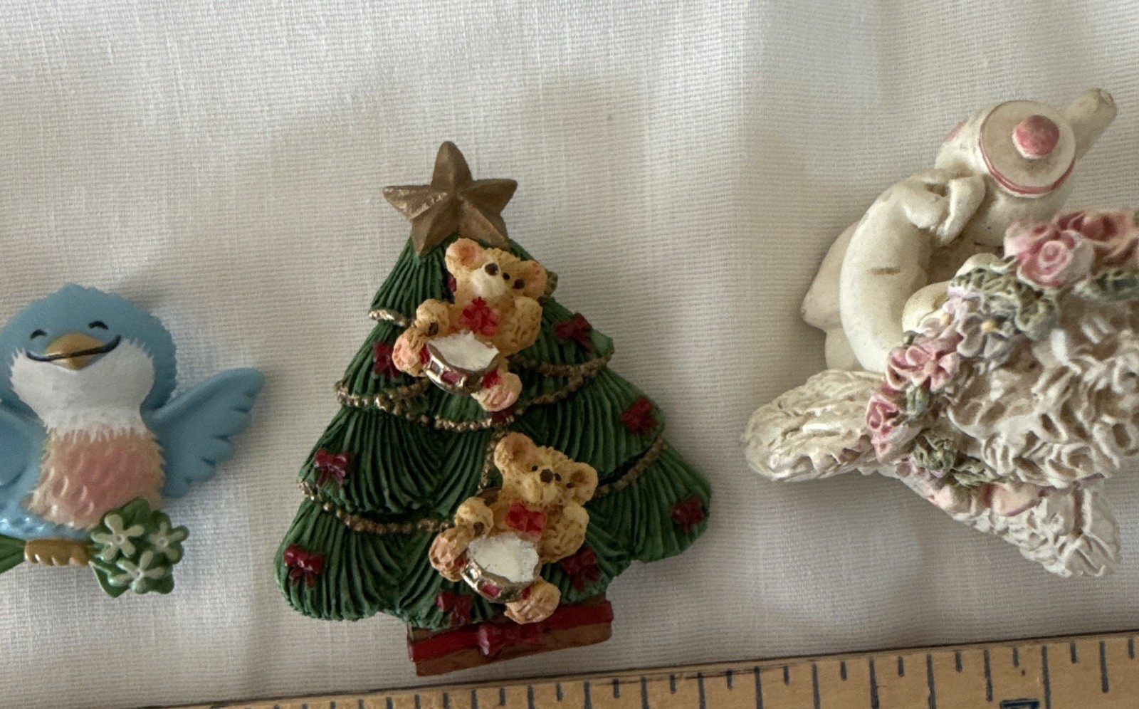 Lot of 5 Plastic Multicolor Animal Brooch Pins 1.5in Christmas Easter